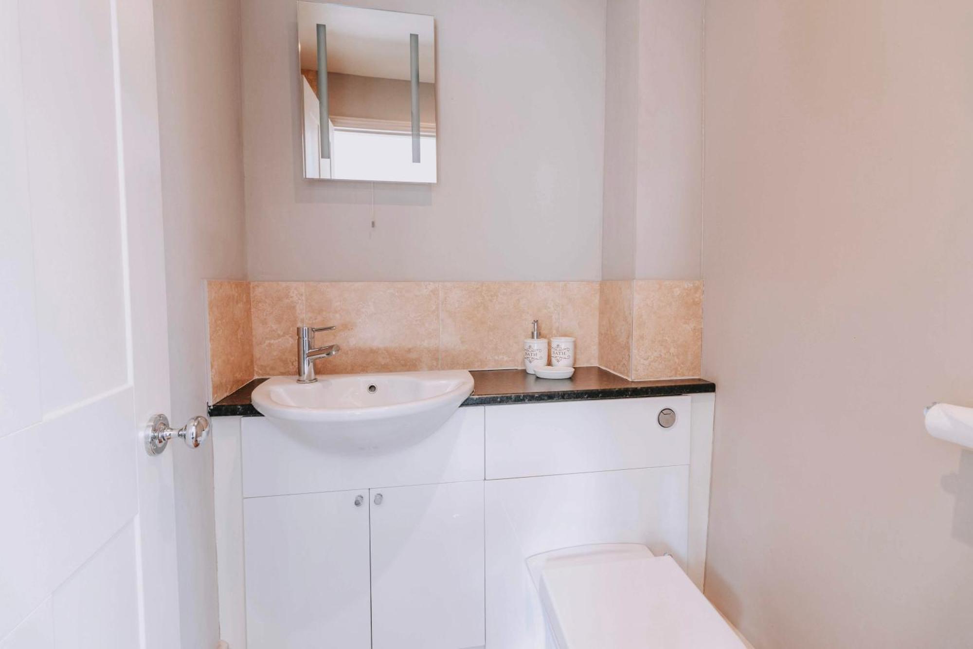 The Town Arms Hotel Wallingford Room photo